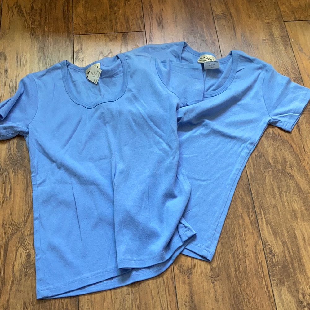 Ladies Tops - Picture 2 of 4